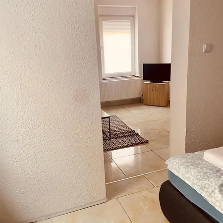 Homestay szállás Gaestehaus Sina *